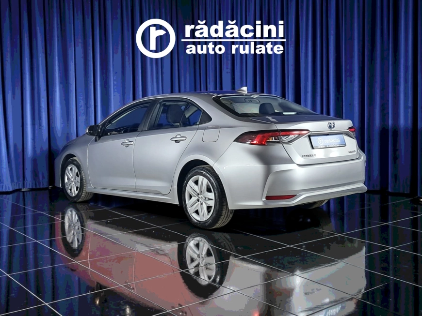 TOYOTA COROLLA BUSINESS 1.8i HYBRID 98CP 2023