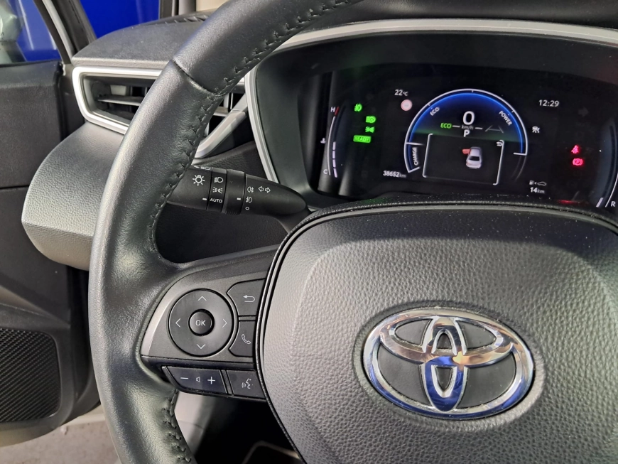 TOYOTA COROLLA BUSINESS 1.8i HYBRID 98CP 2023