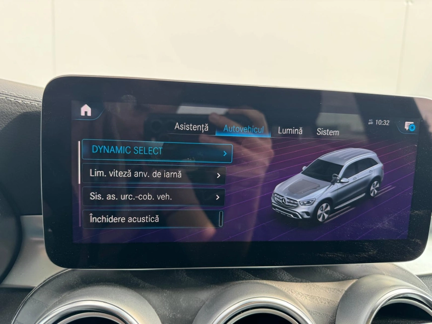 Mercedes-Benz GLC SUV 2022