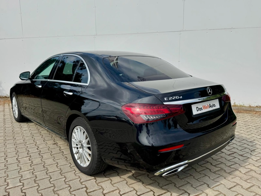 Mercedes-Benz E 220 Sedan 2022
