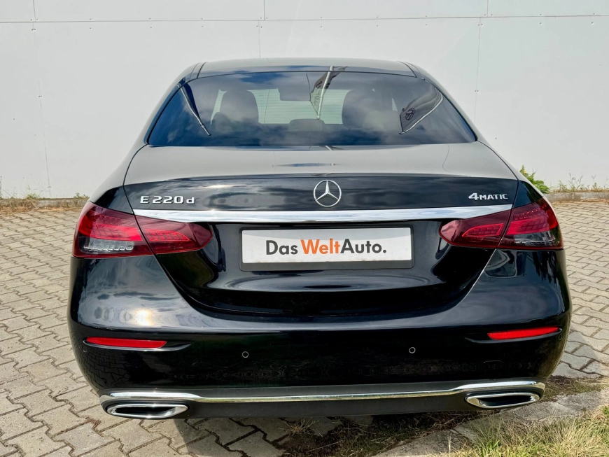 Mercedes-Benz E 220 Sedan 2022