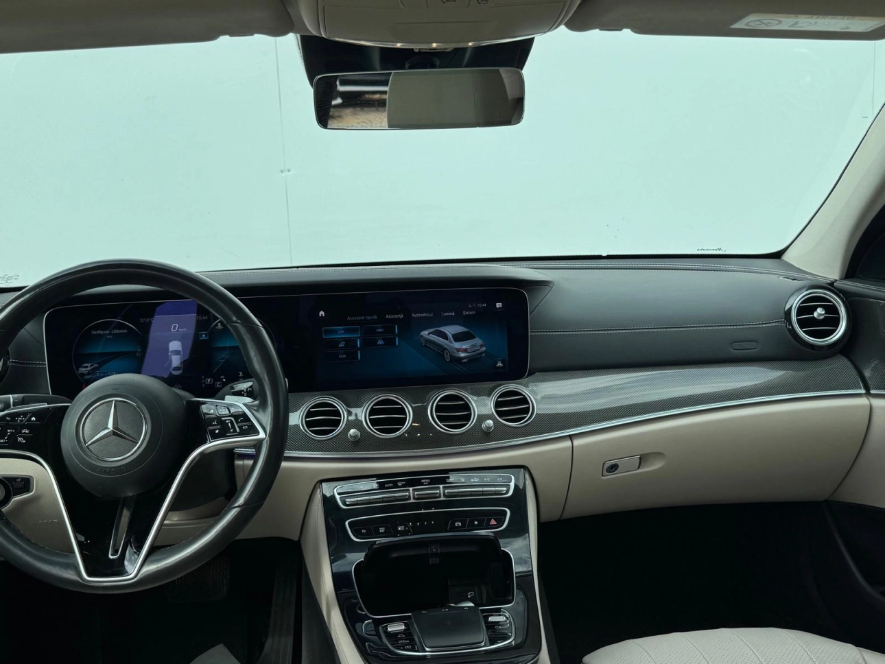 Mercedes-Benz E 220 Sedan 2022