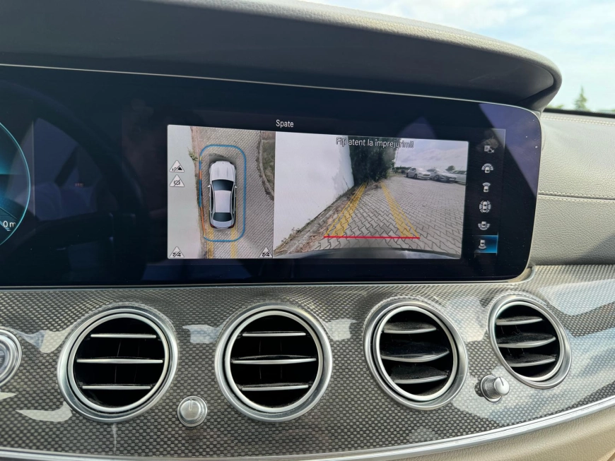 Mercedes-Benz E 220 Sedan 2022