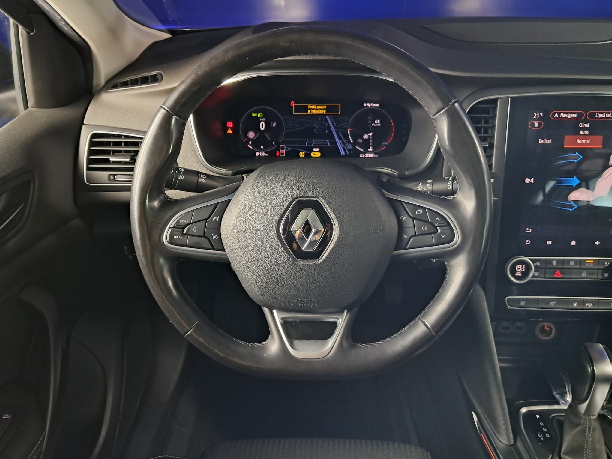 RENAULT Megane 2022 — imagine 12