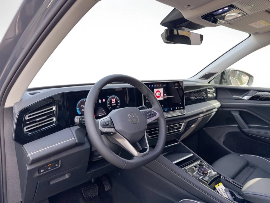Skoda Karoq SUV 2025