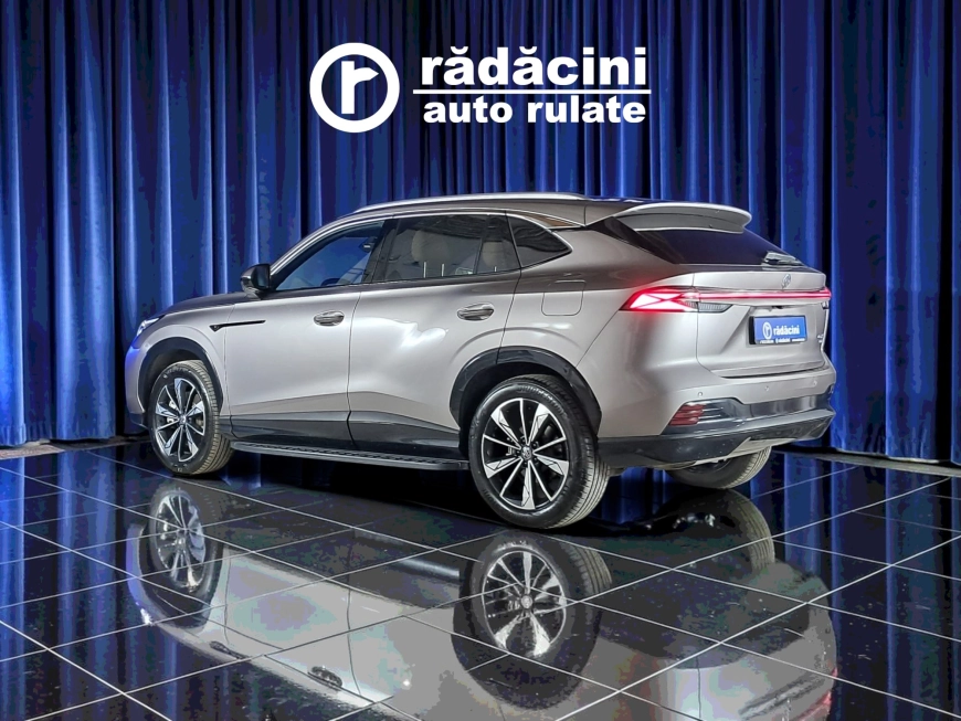 MG HS EXECUTIVE PLUG-IN HYBRID 2024
