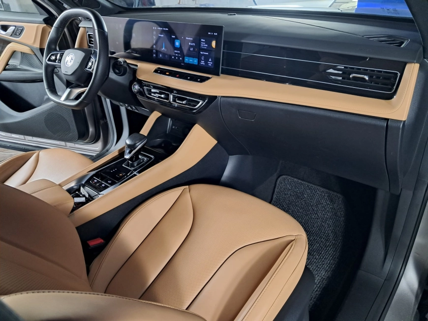 MG HS EXECUTIVE PLUG-IN HYBRID 2024