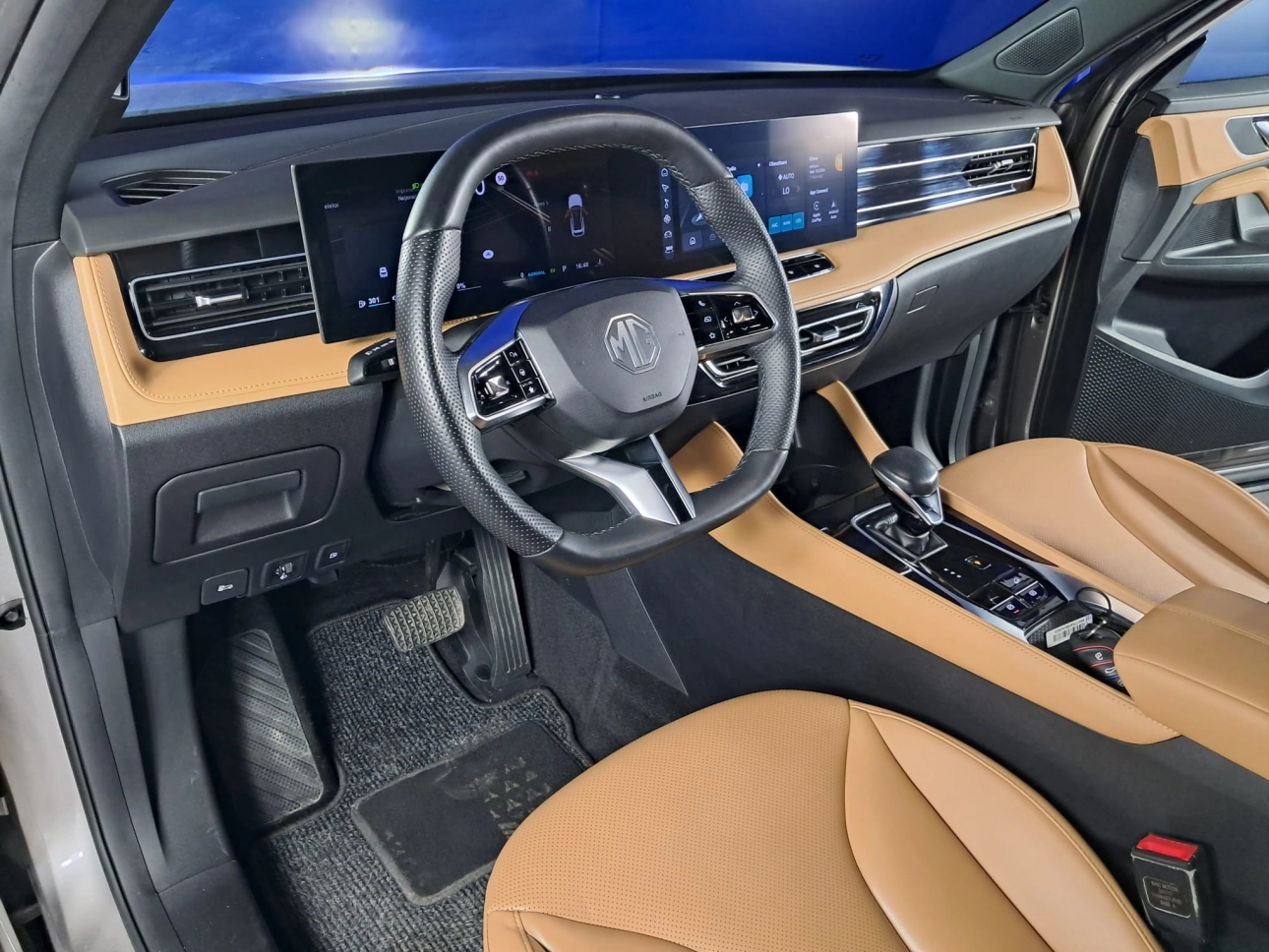 MG HS EXECUTIVE PLUG-IN HYBRID 2024