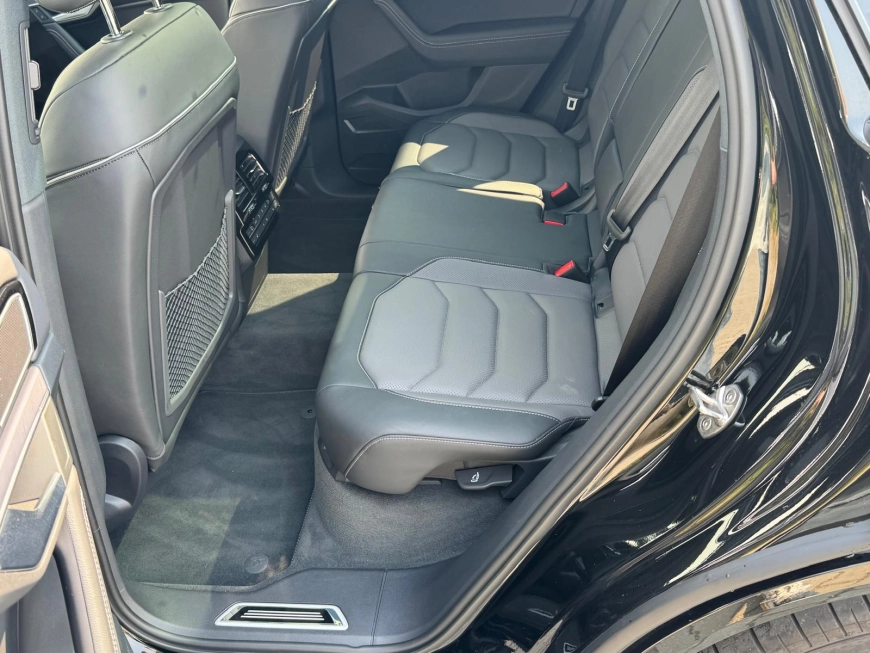 Volkswagen Touareg SUV 2026