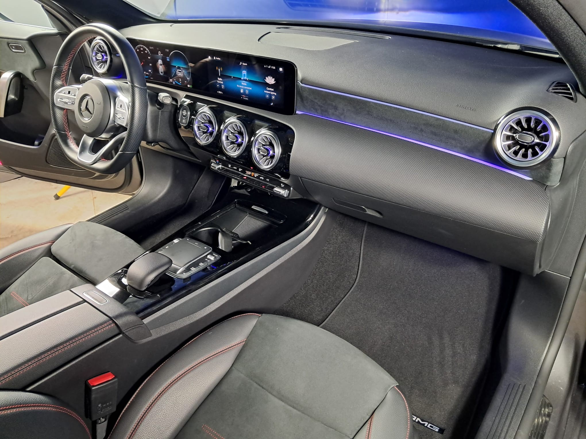 MERCEDES-BENZ Unknown Model 2022 — imagine 11