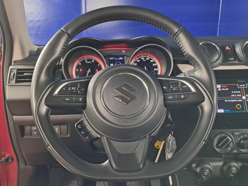 SUZUKI SWIFT PASSION HYBRID 1.2i 83CP 2021