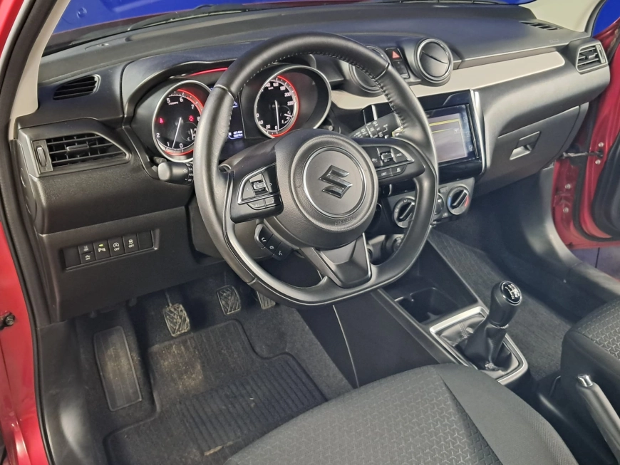SUZUKI SWIFT PASSION HYBRID 1.2i 83CP 2021