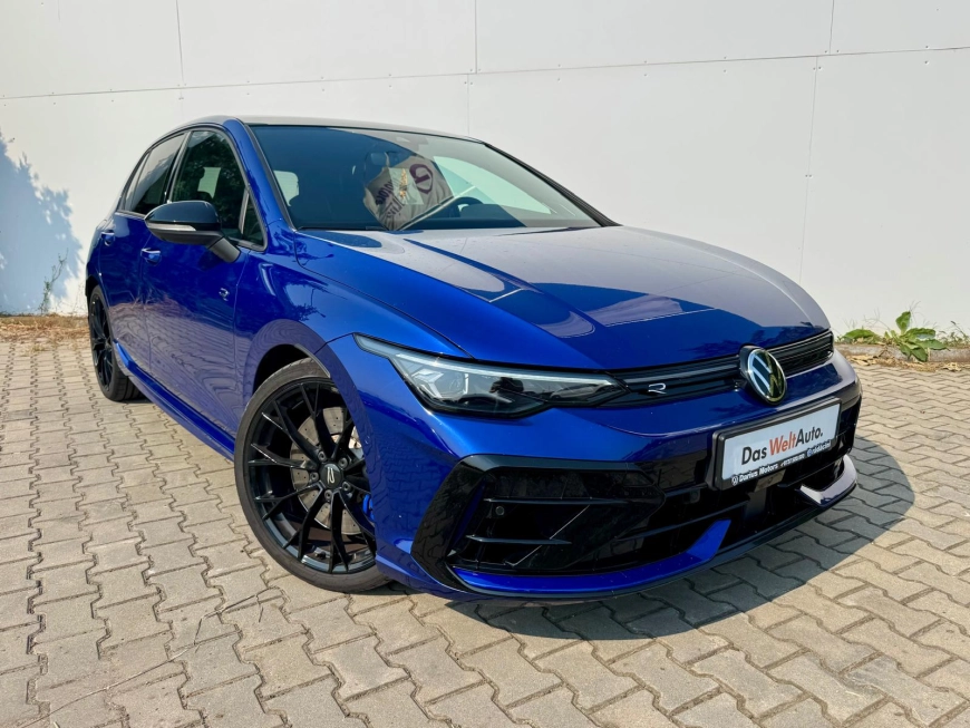 Volkswagen Golf Hatchback 2025