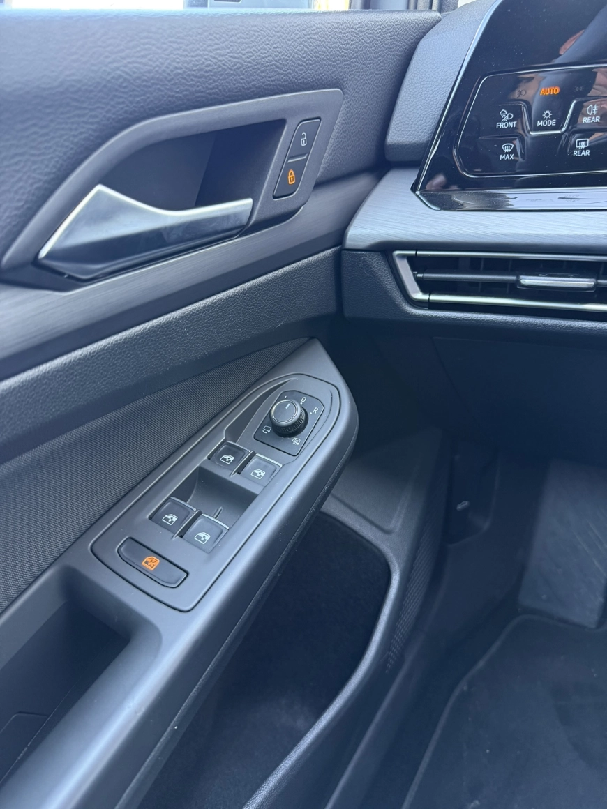 Volkswagen GOLF Hatchback 2021