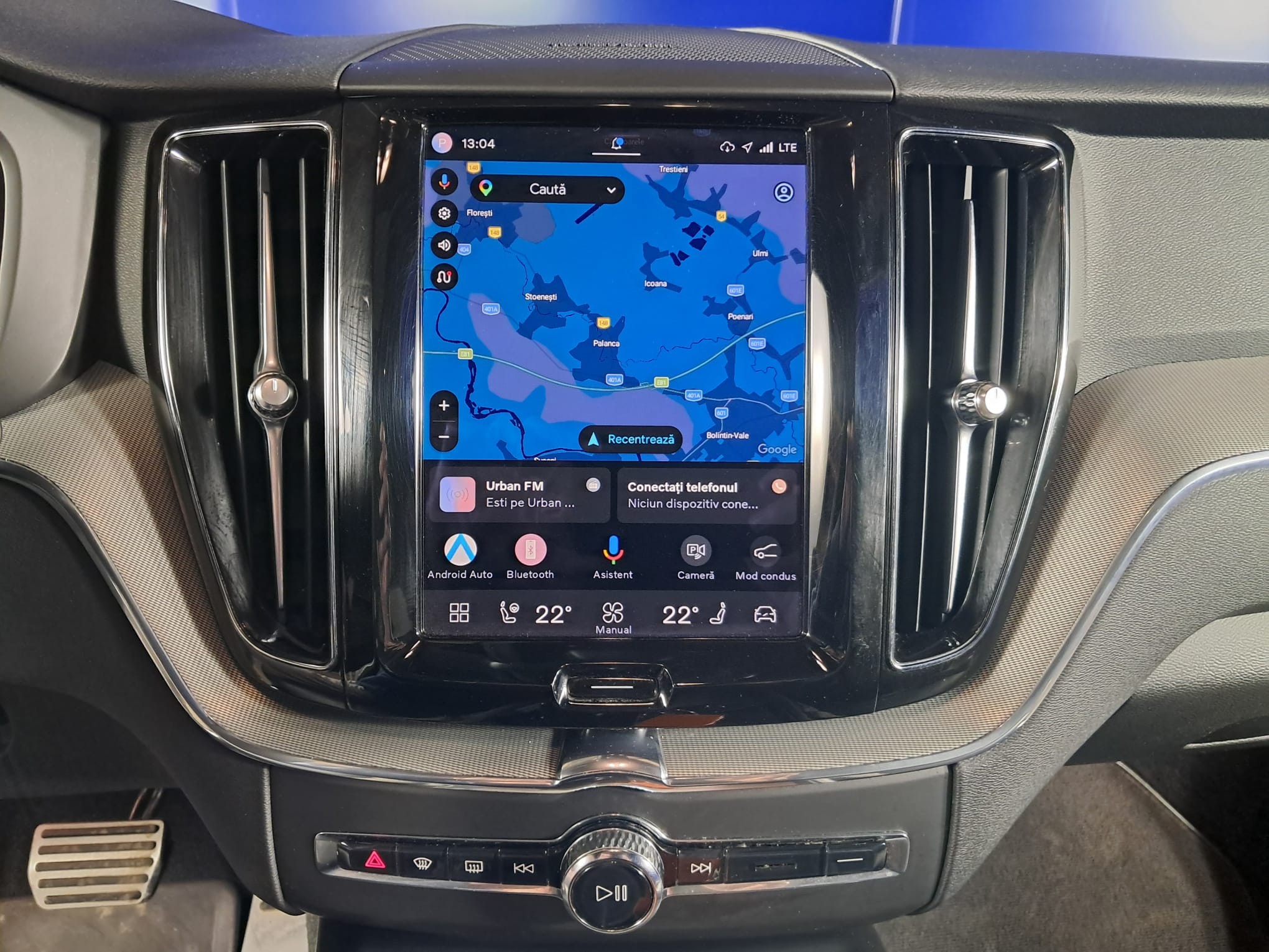 VOLVO XC60 2022 — imagine 11
