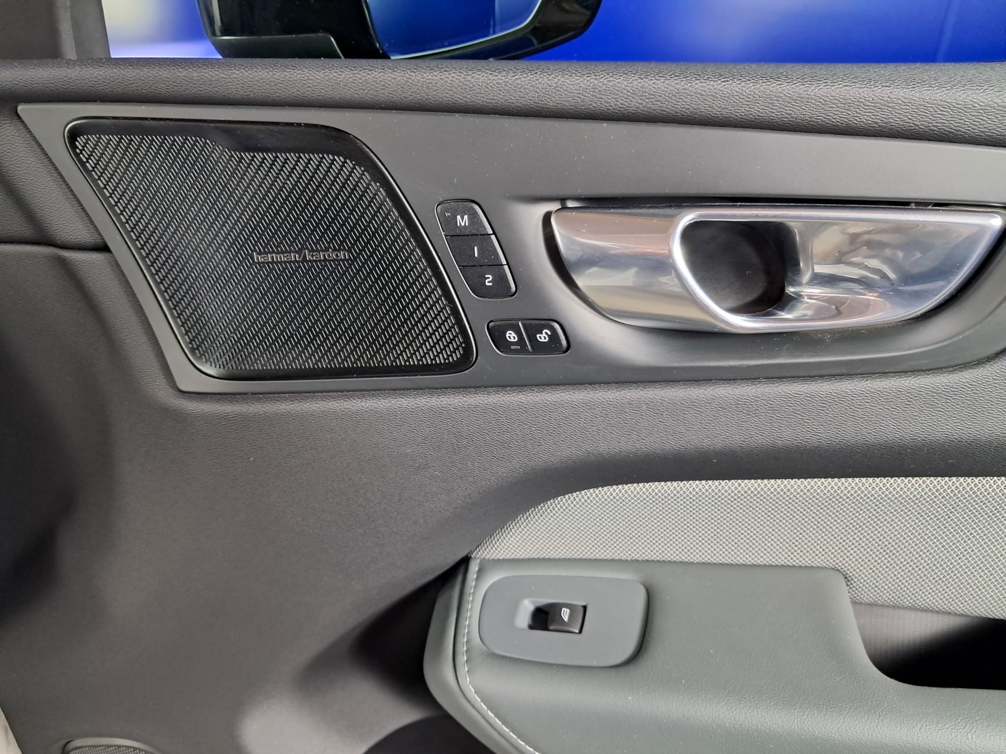 VOLVO XC60 2022 — imagine 16