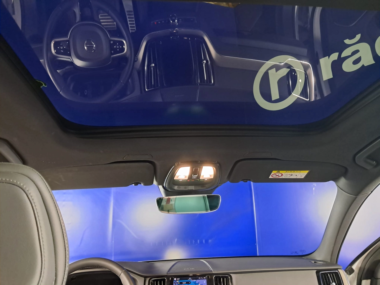 VOLVO XC60 R-DESIGN 2.0TD HYBRID AWD AT8 197CP 2022