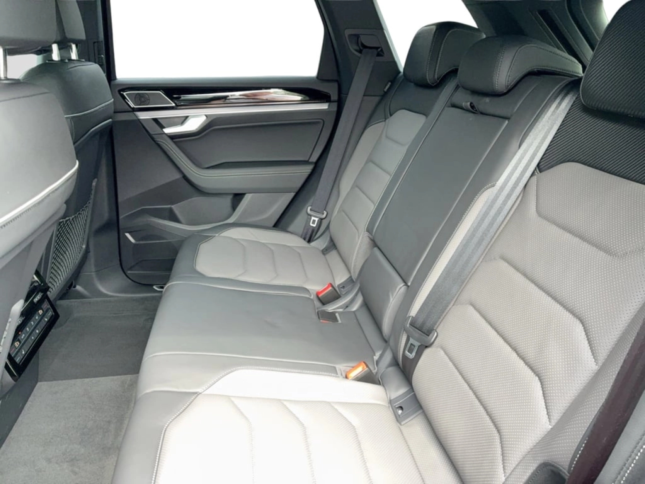 Volkswagen Touareg SUV 2025