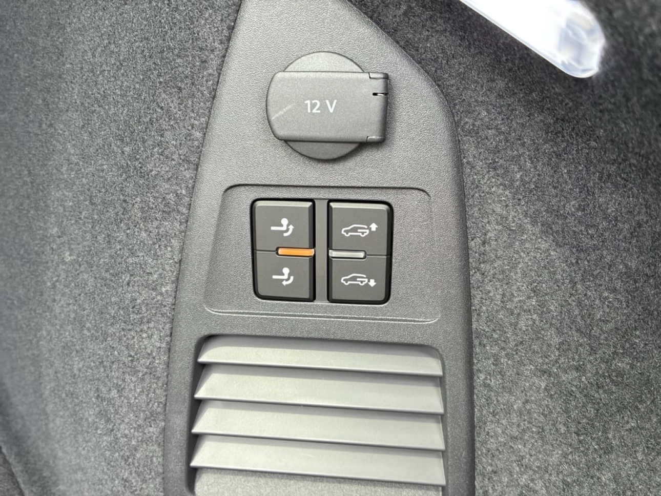 Volkswagen Touareg SUV 2025
