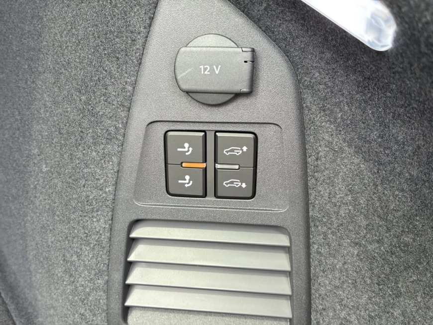 Volkswagen Touareg SUV 2025