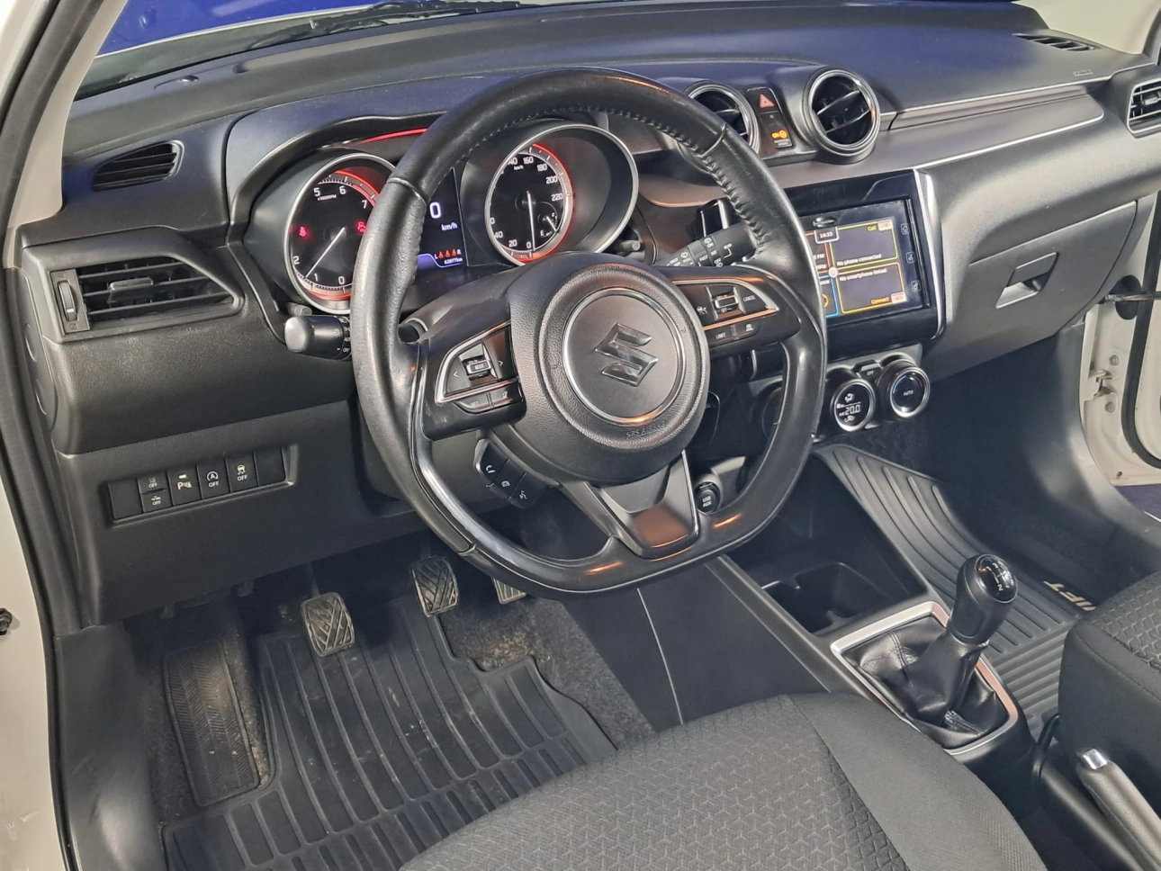 SUZUKI SWIFT SPIRIT HYBRID 1.2i 83CP 2020