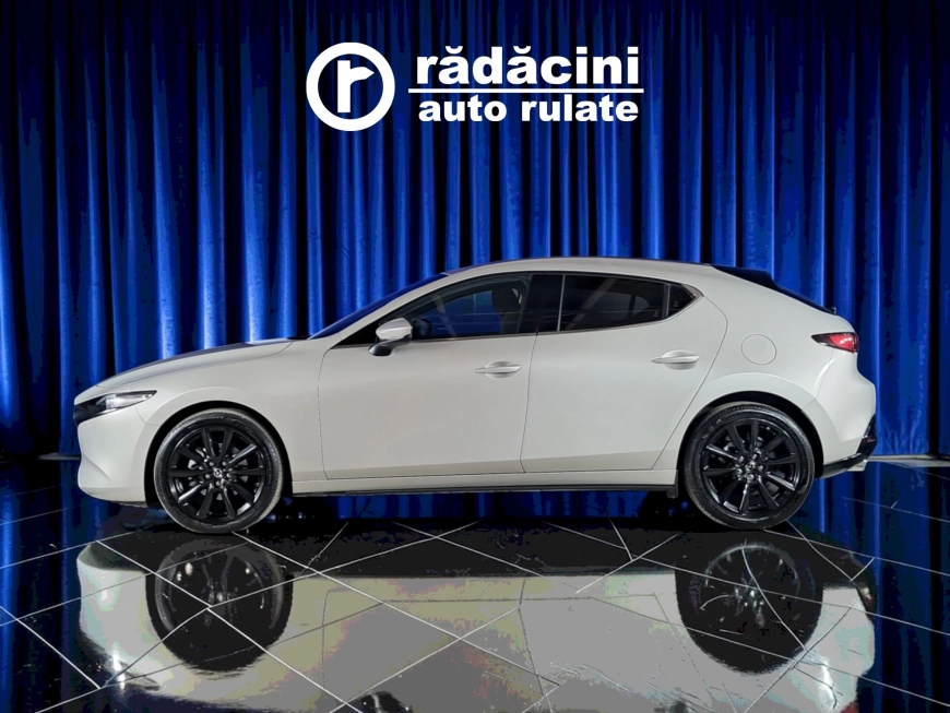MAZDA 3 EXLUSIV-LINE E-SKYACTIV X 6AT 186CP 2023