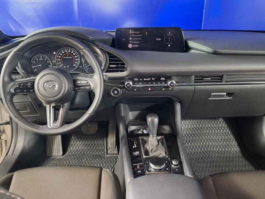 MAZDA 3 EXLUSIV-LINE E-SKYACTIV X 6AT 186CP 2023