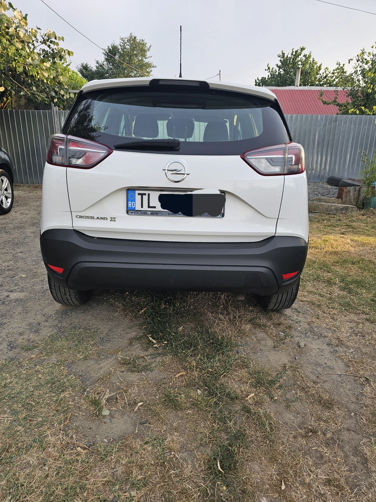 Opel Crossland x Compact SUV 2020