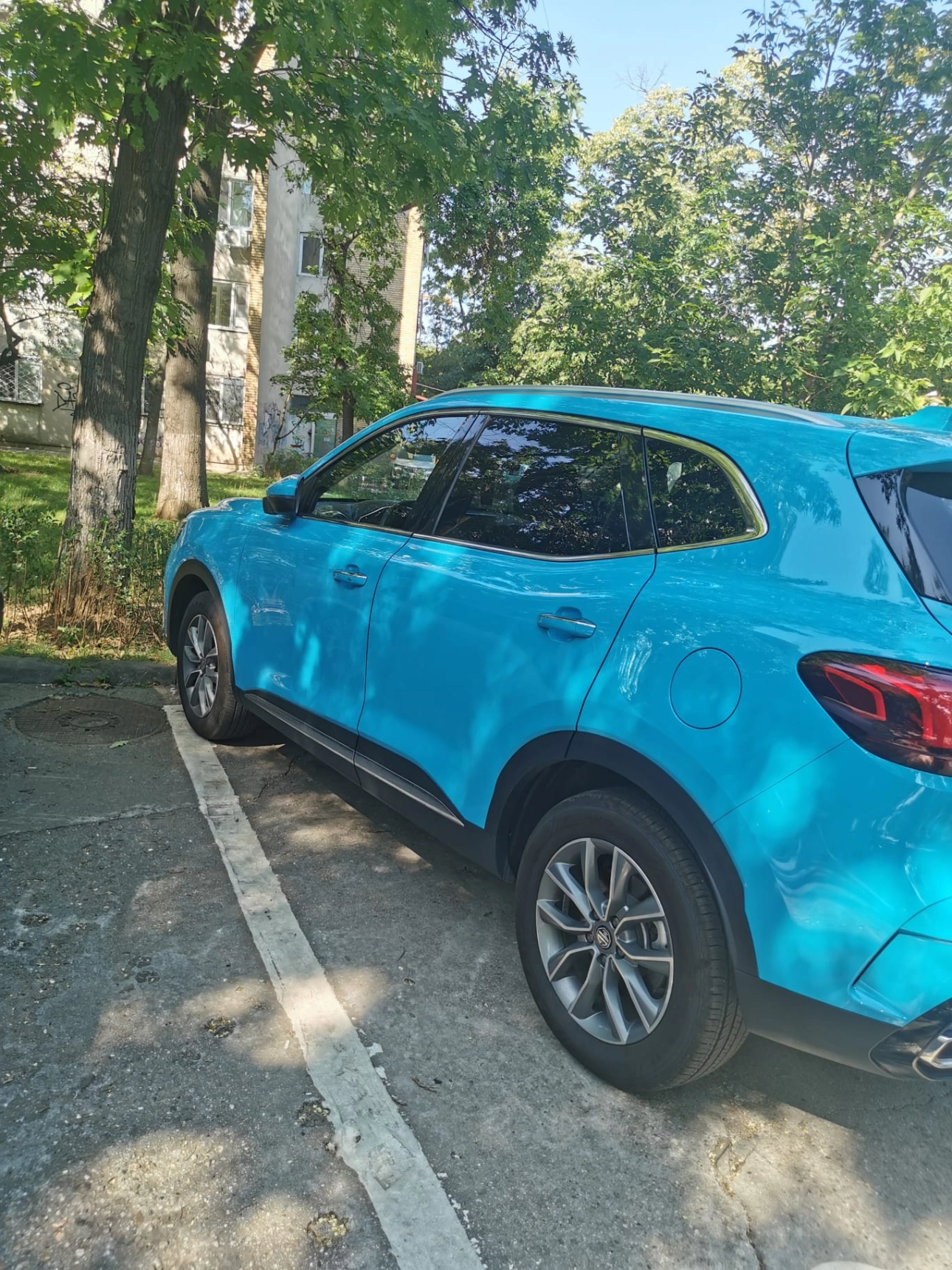 Mg hs SUV 2023