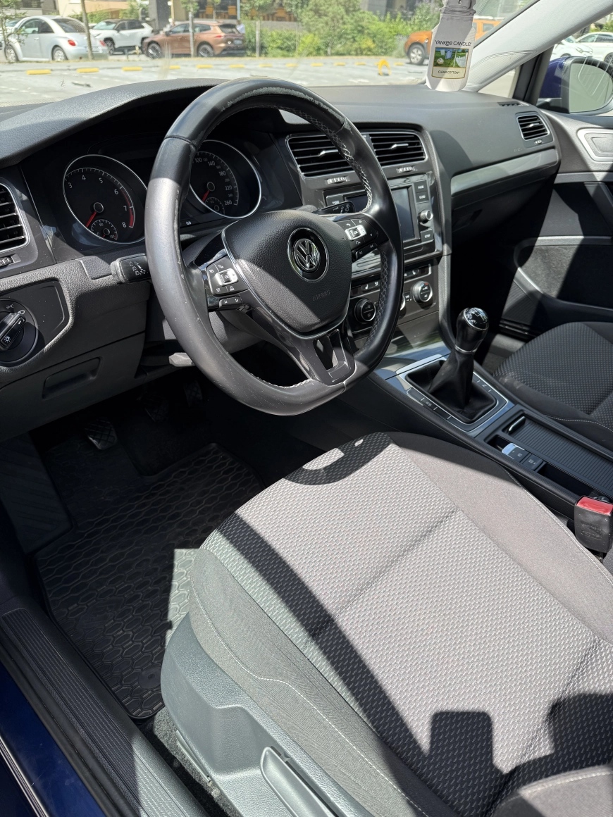 Volkswagen Golf 7 Hatchback 2017