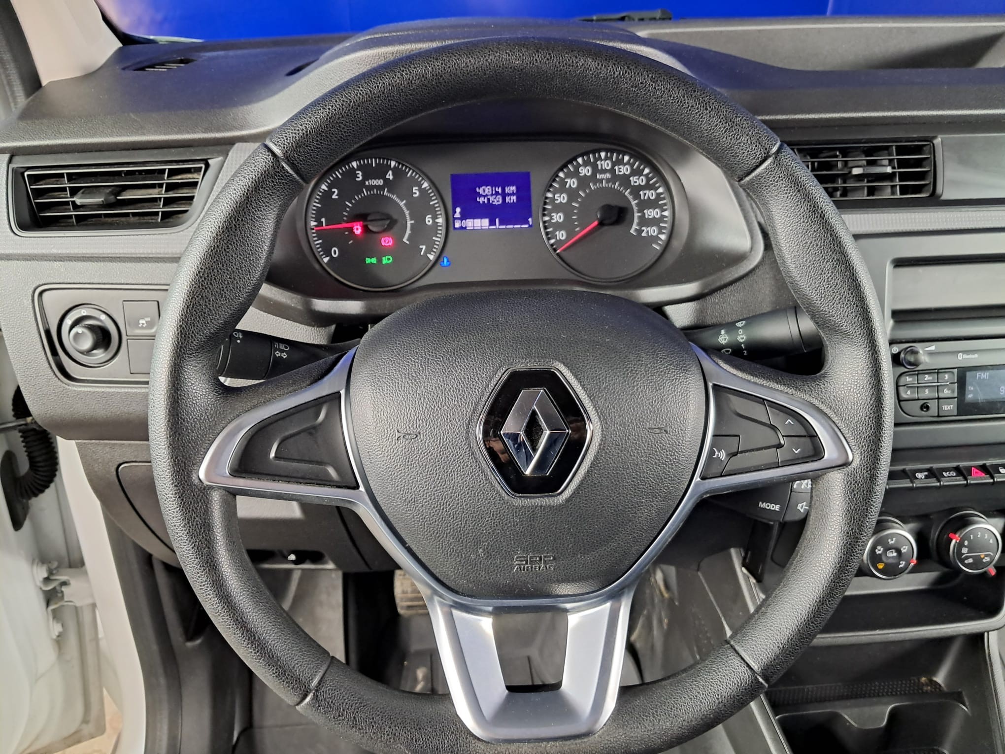 RENAULT Express 2022 — imagine 9