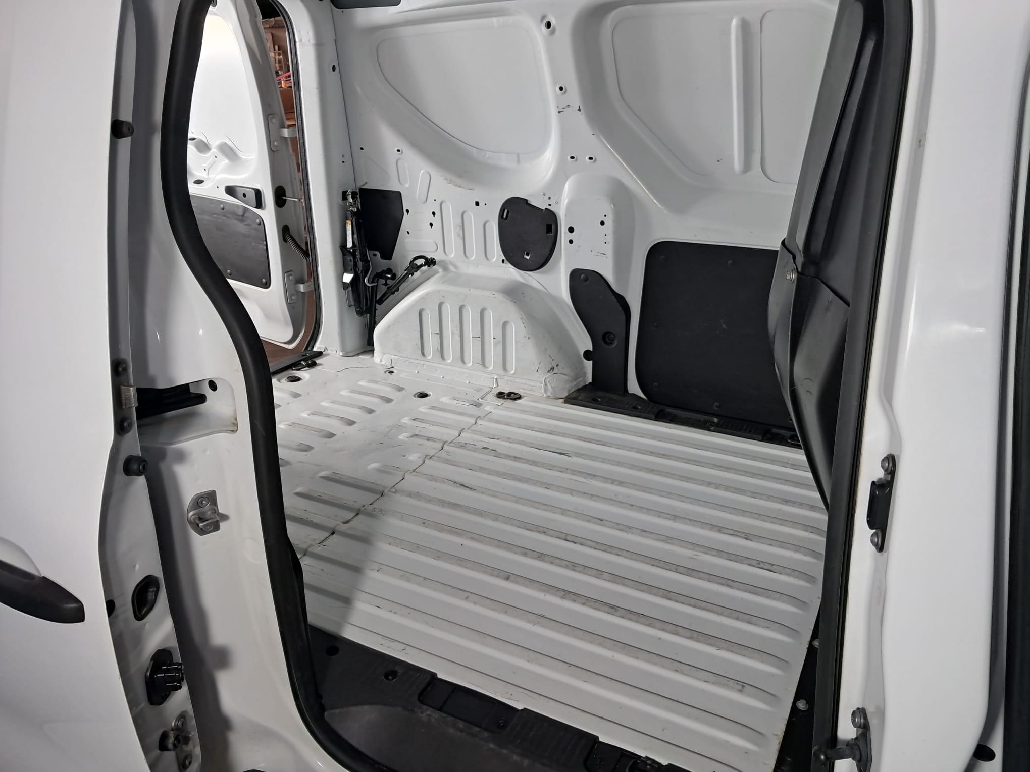 RENAULT Express 2022 — imagine 12