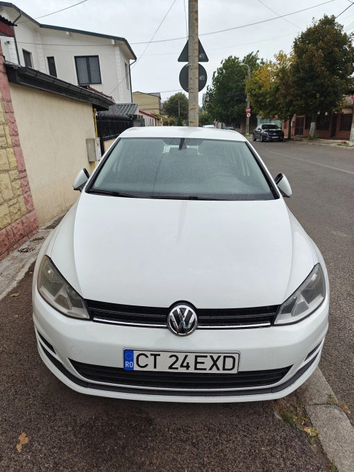 Volkswagen-Golf 7-Hatchback-2015-Benzina 1.2 TSI 81 KW-Manuala