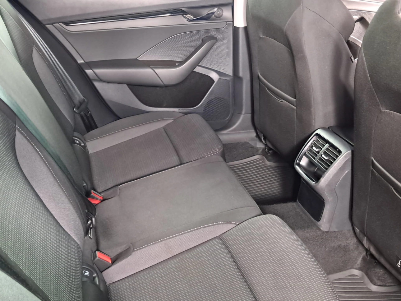SKODA OCTAVIA IV AMBITION AUT 2.0TDI  115CP 2023