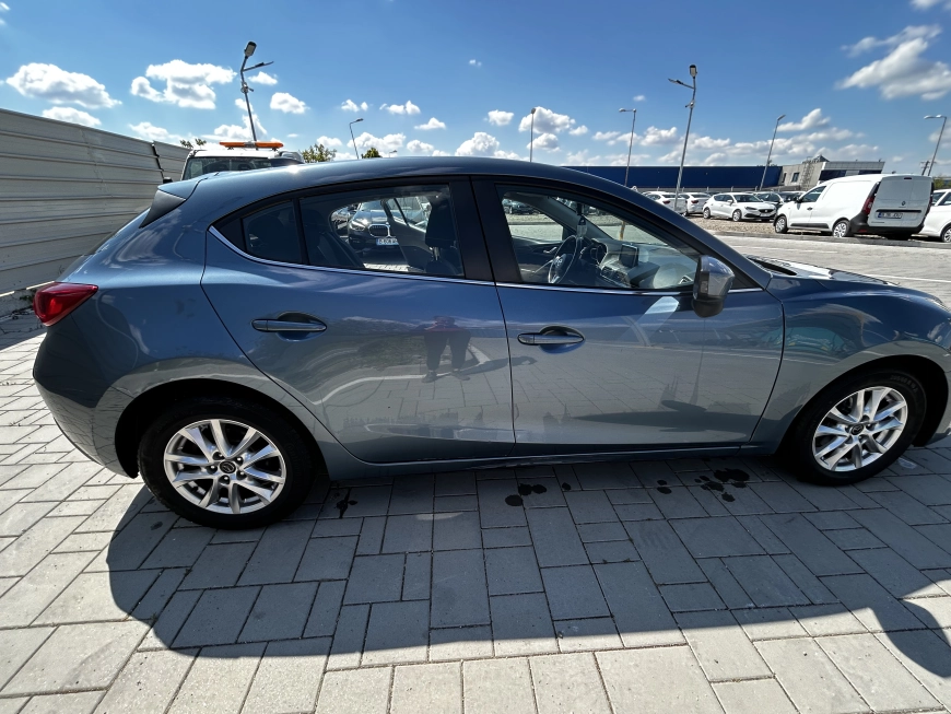 Mazda Sport 3-G100 Hatchback 2014