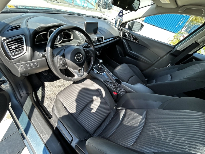 Mazda Sport 3-G100 Hatchback 2014
