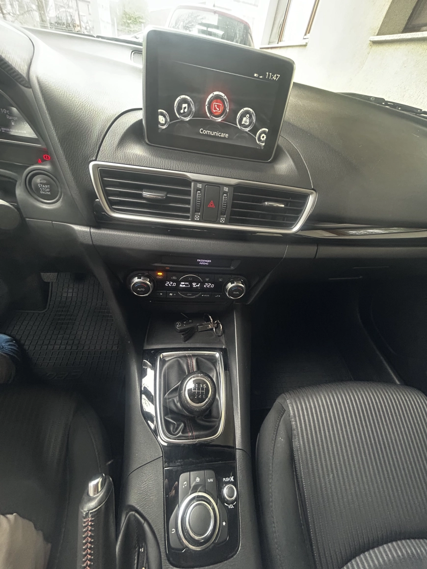 Mazda Sport 3-G100 Hatchback 2014