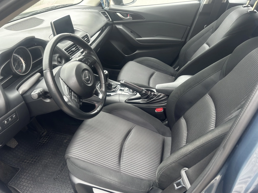 Mazda Sport 3-G100 Hatchback 2014