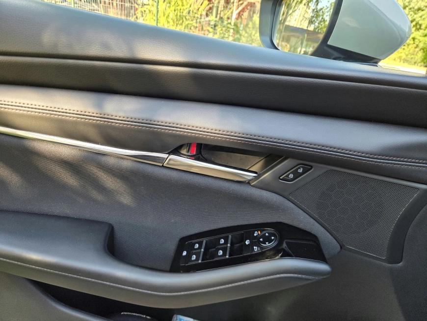 Mazda Mazda 3 Sedan Sedan 2025