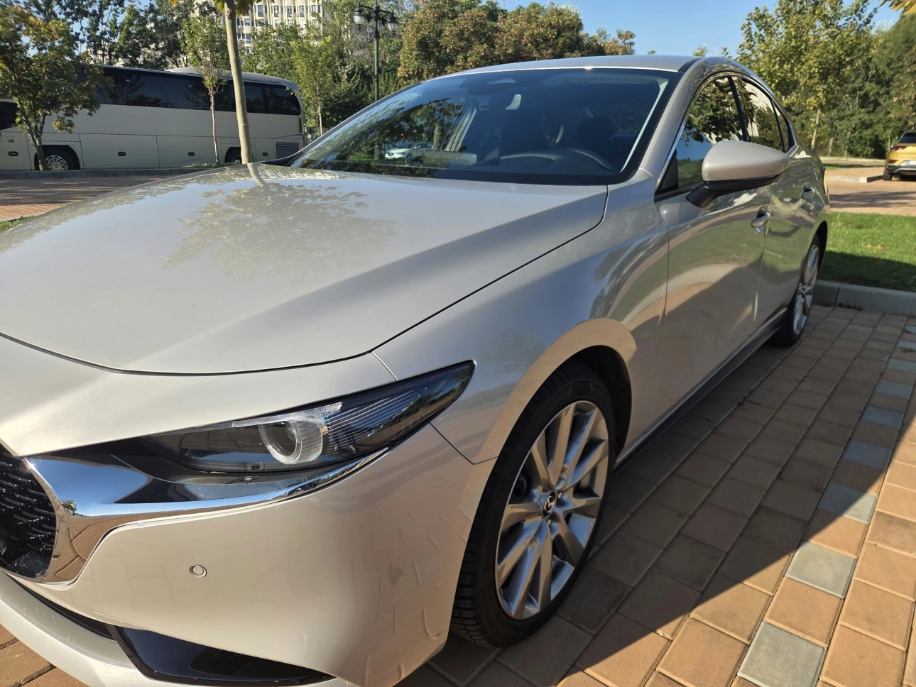 Mazda Mazda 3 Sedan Sedan 2025