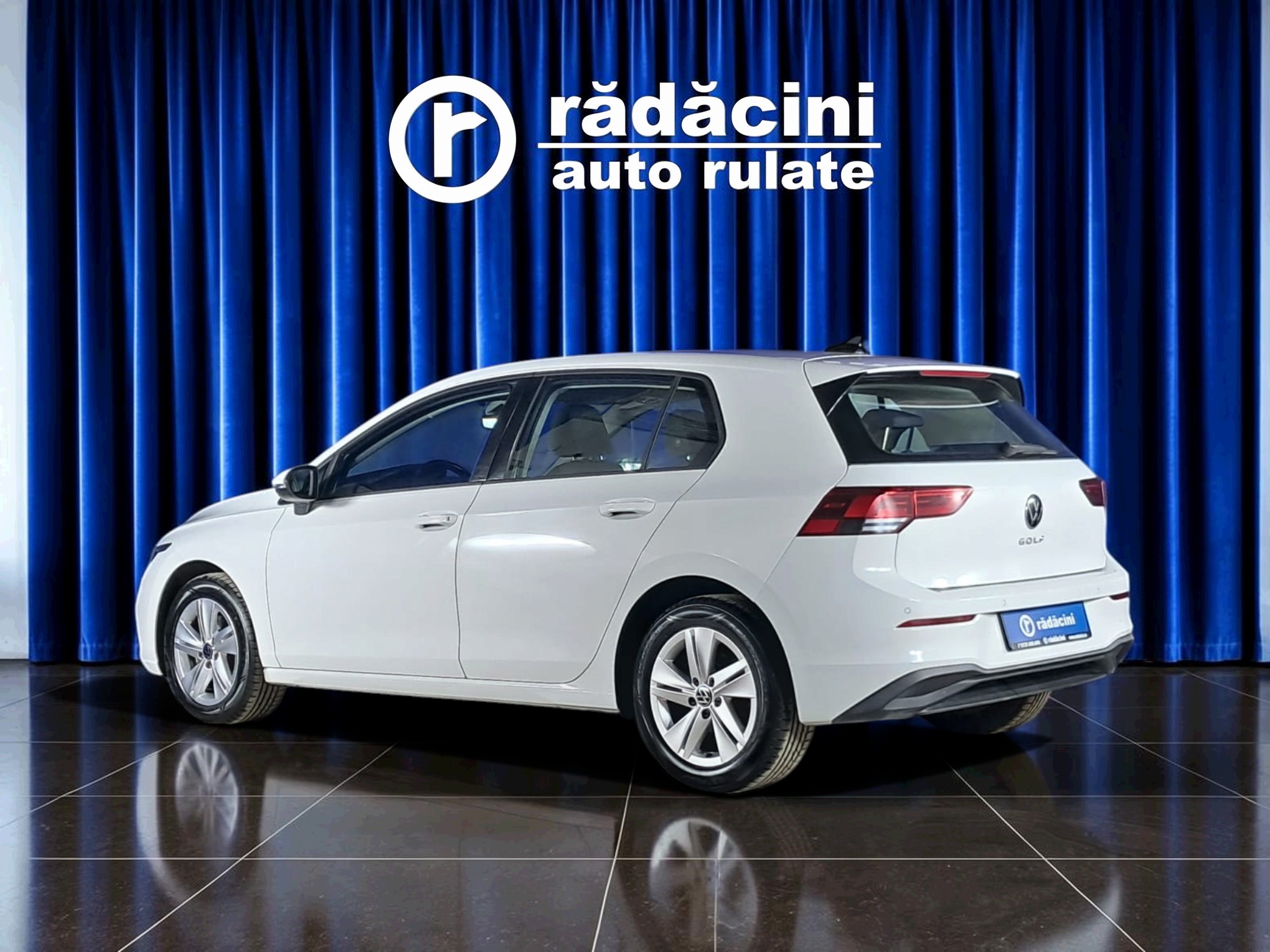 VOLKSWAGEN Golf 2022 — imagine 7
