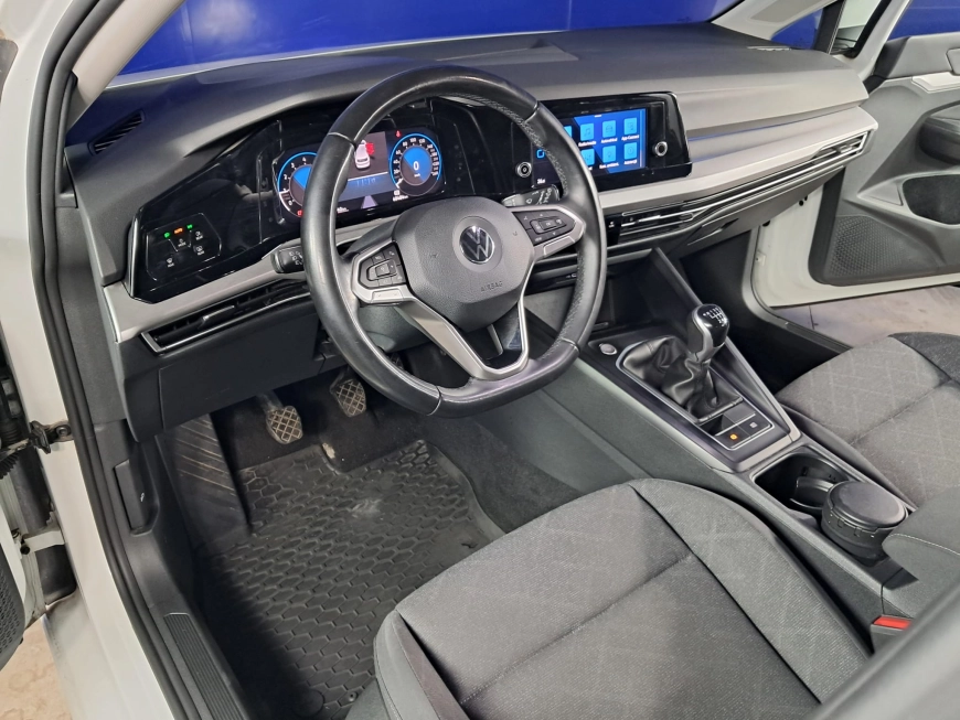 VOLKSWAGEN GOLF VIII LIFE 1.5TSI 130CP 2022