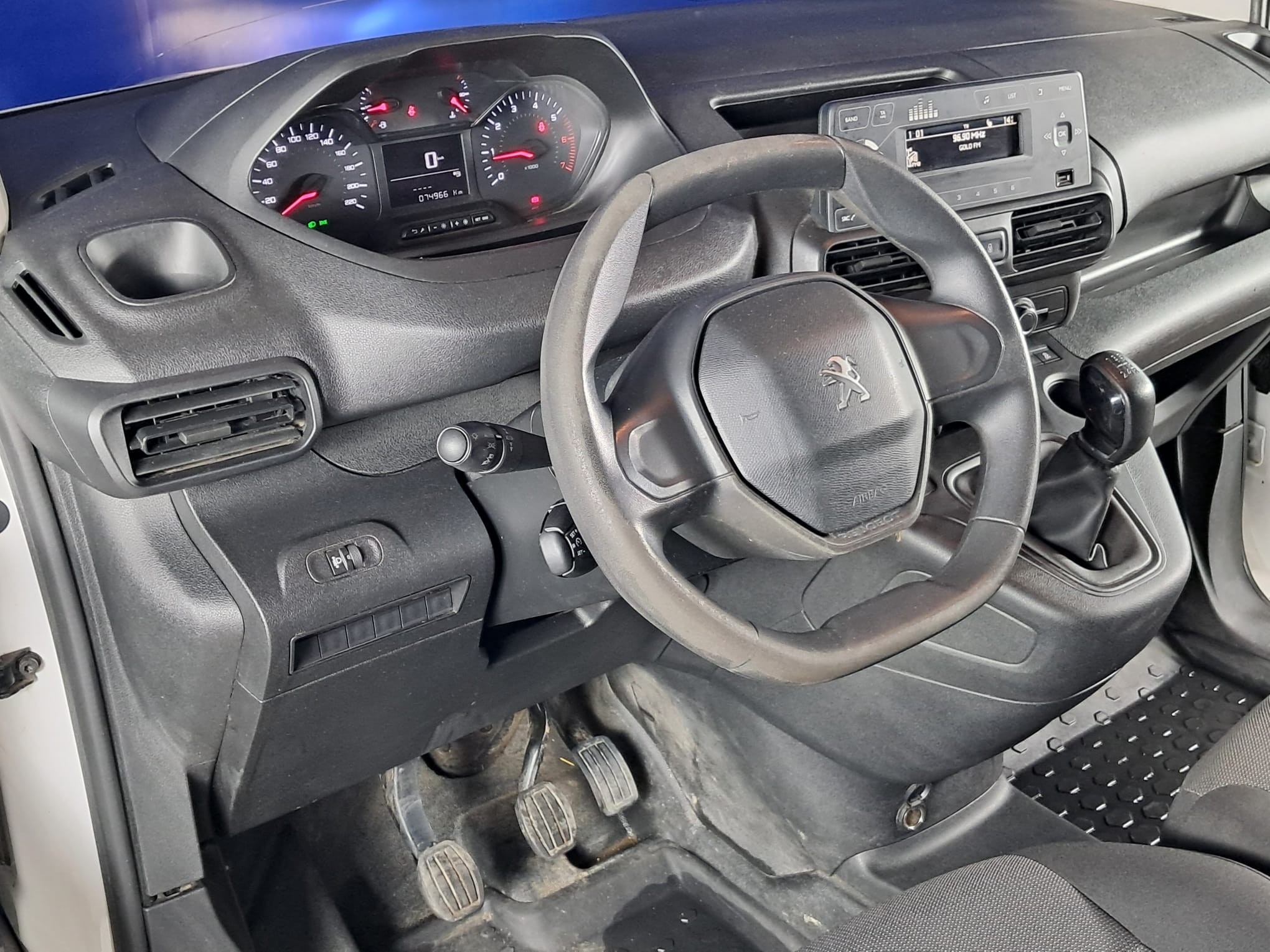 PEUGEOT Partner 2021 — imagine 45
