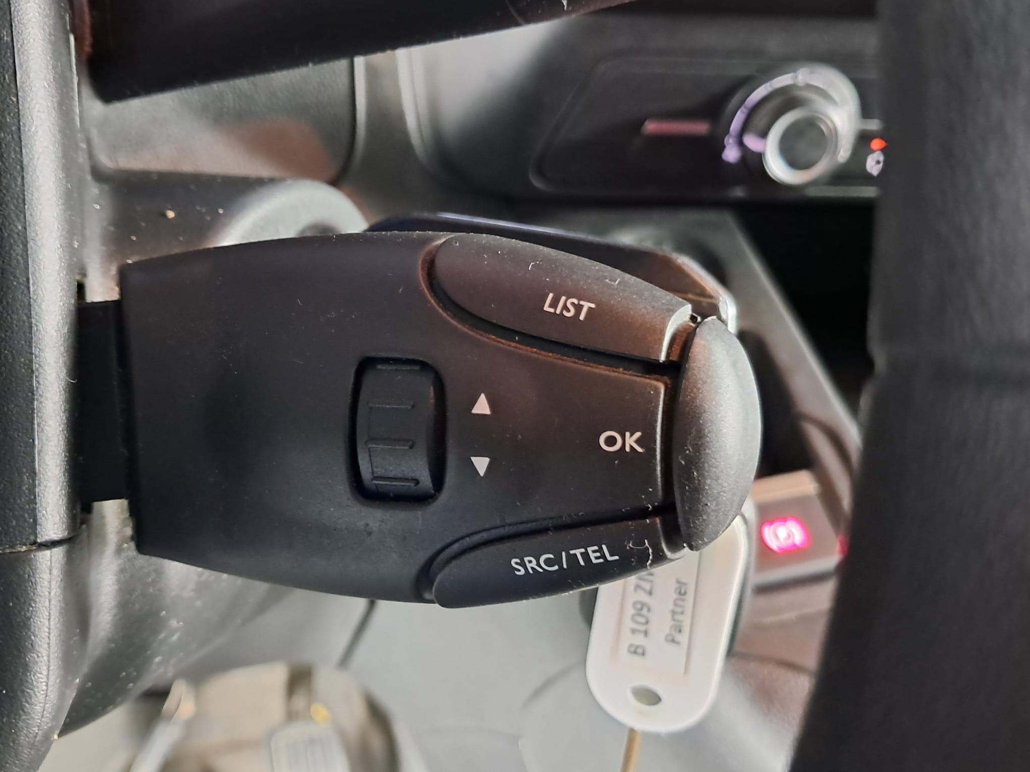 PEUGEOT Partner 2021 — imagine 47