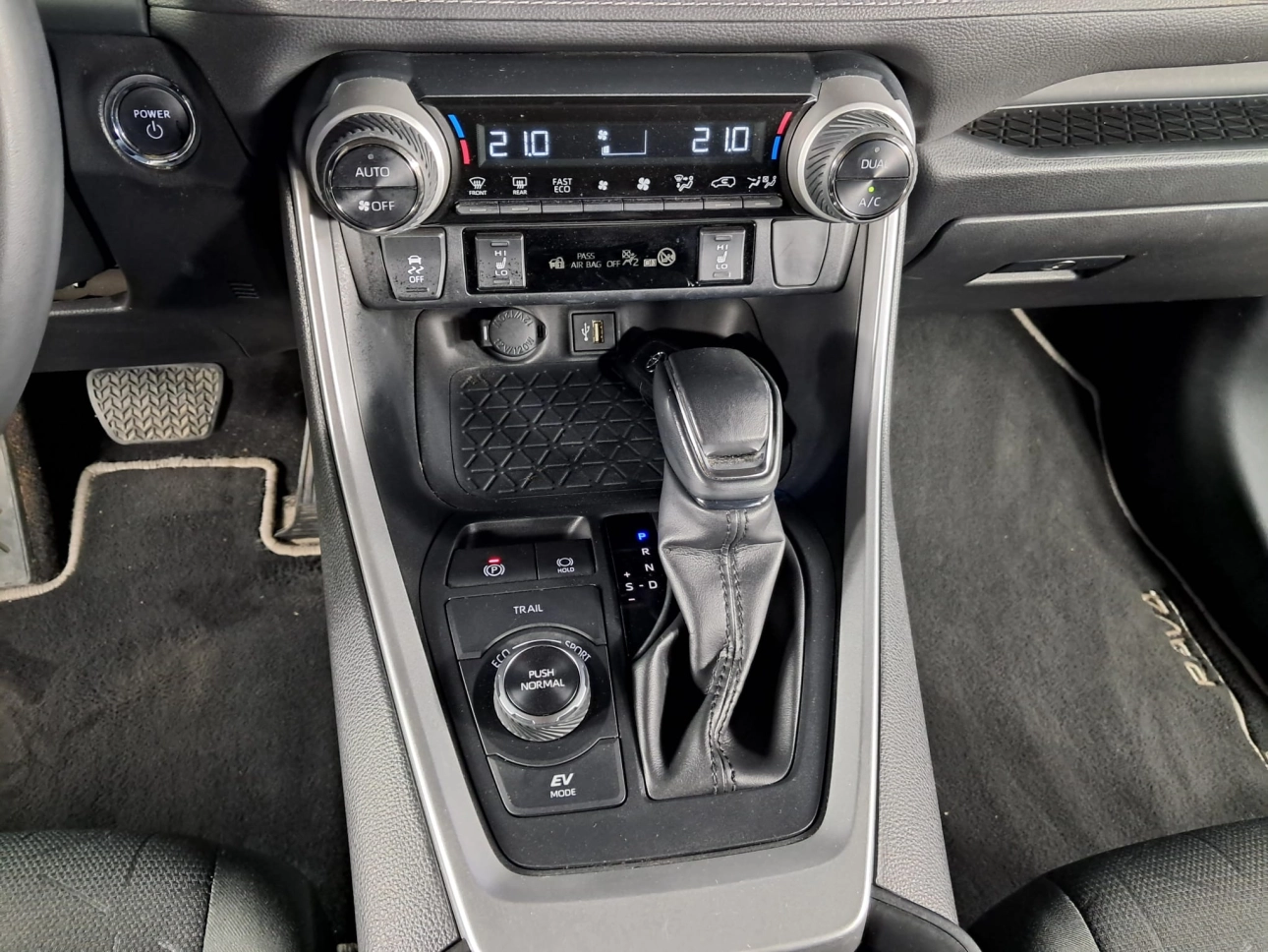 TOYOTA RAV 4 DYNAMIC HSD E-CVT AWD 178CP 2022
