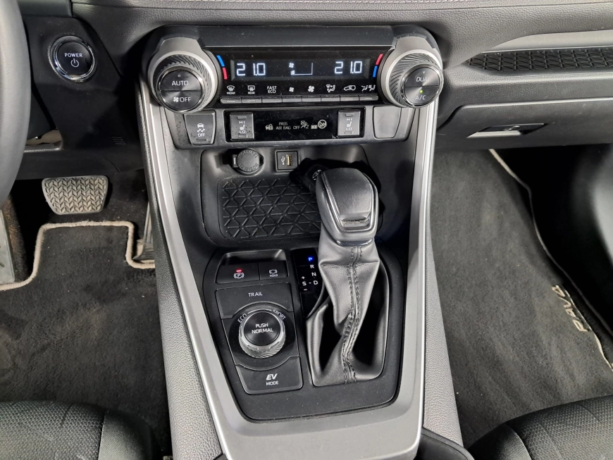 TOYOTA RAV 4 DYNAMIC HSD E-CVT AWD 178CP 2022