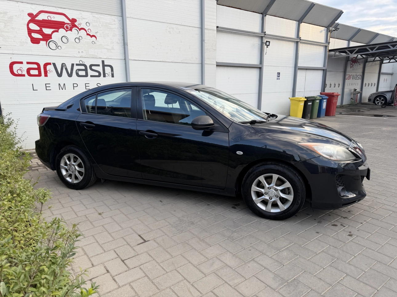 Mazda 3 Sedan 2013