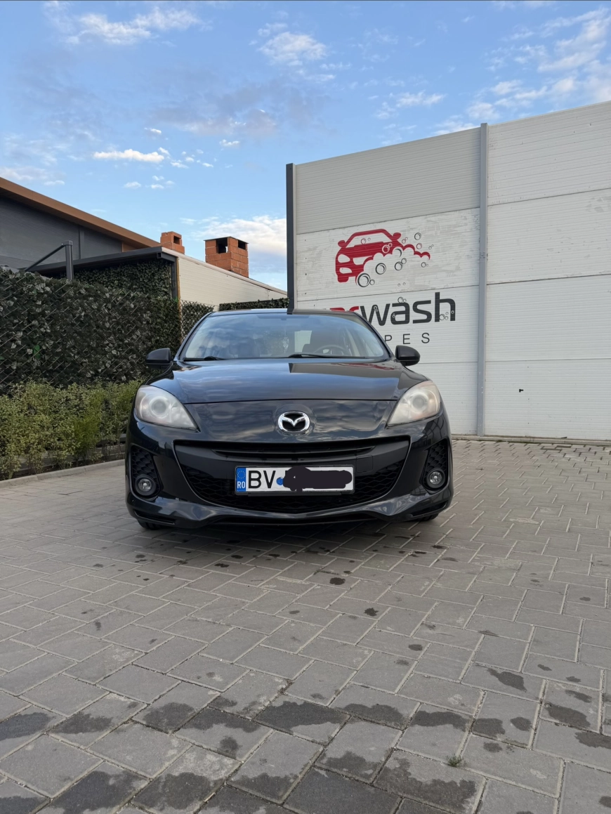 Mazda 3 Sedan 2013