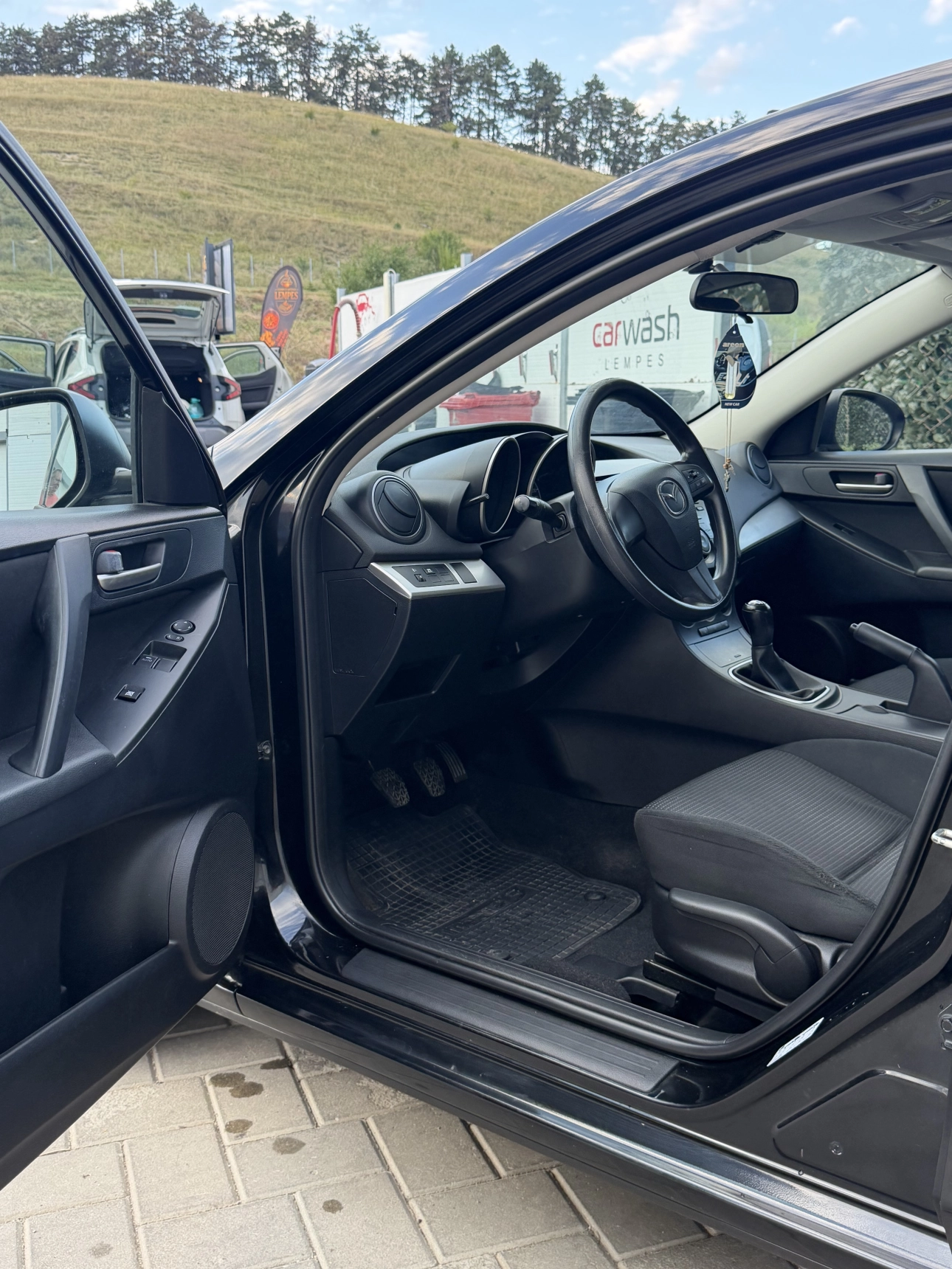 Mazda 3 Sedan 2013