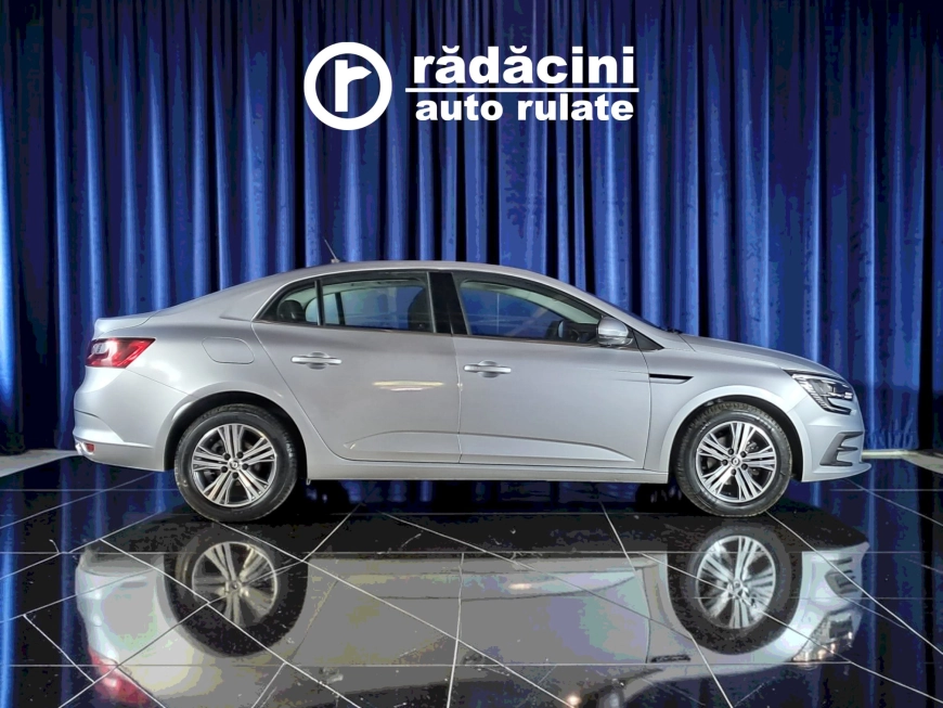 RENAULT MEGANE SEDAN EQUILIBRE 1.3TCE 140CP 2023